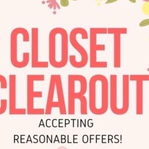 Closet Clearout Sign